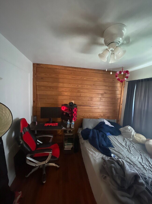 Building Photo - Great 1 bedroom near FSU