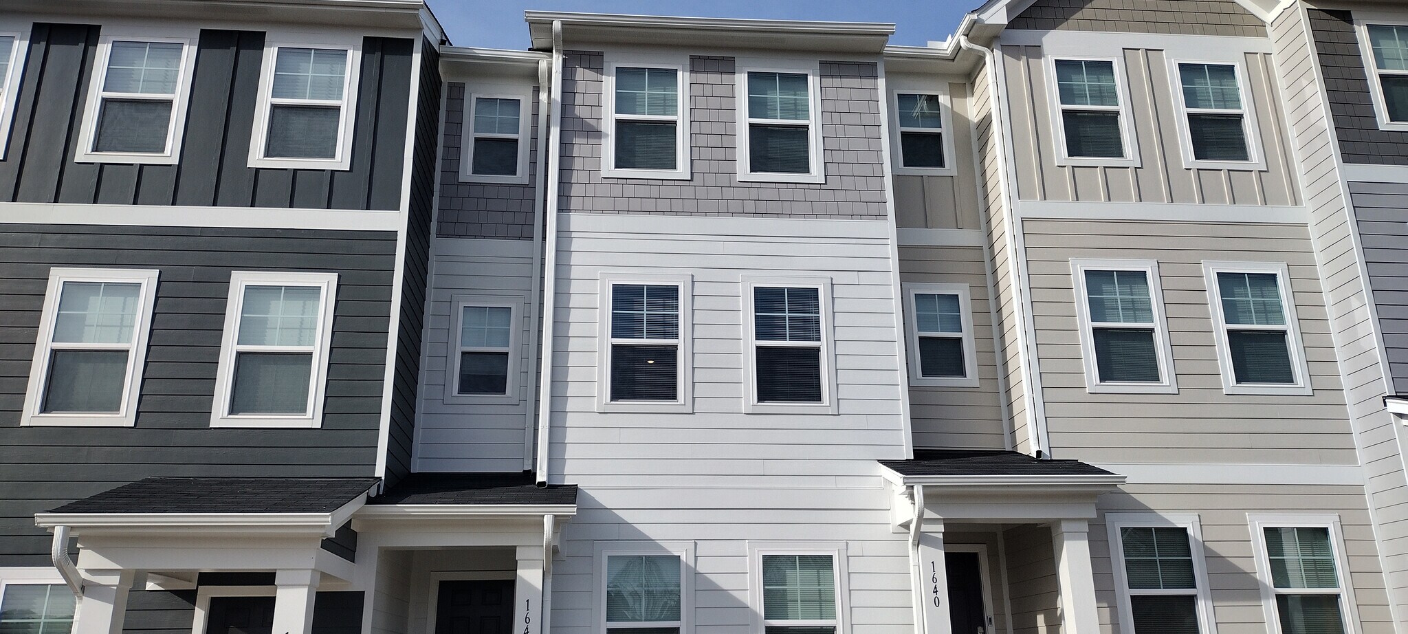 Building Photo - Room in Townhome on Kipp Ln