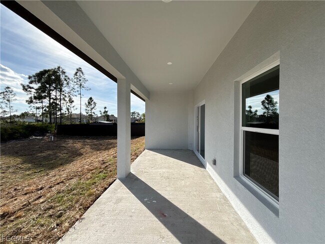 Building Photo - 3005 31st St W