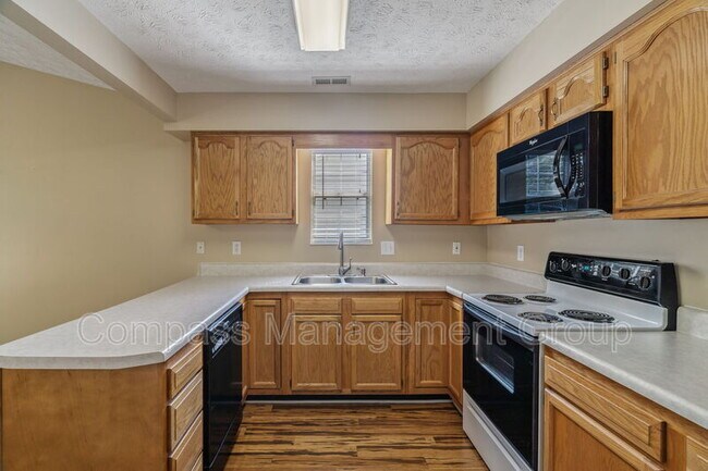 Building Photo - 1034 Brittany Deanne Ln