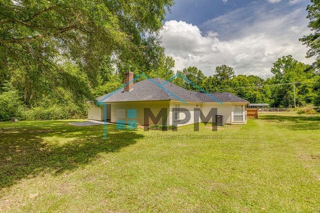 Building Photo - 212 LA-144