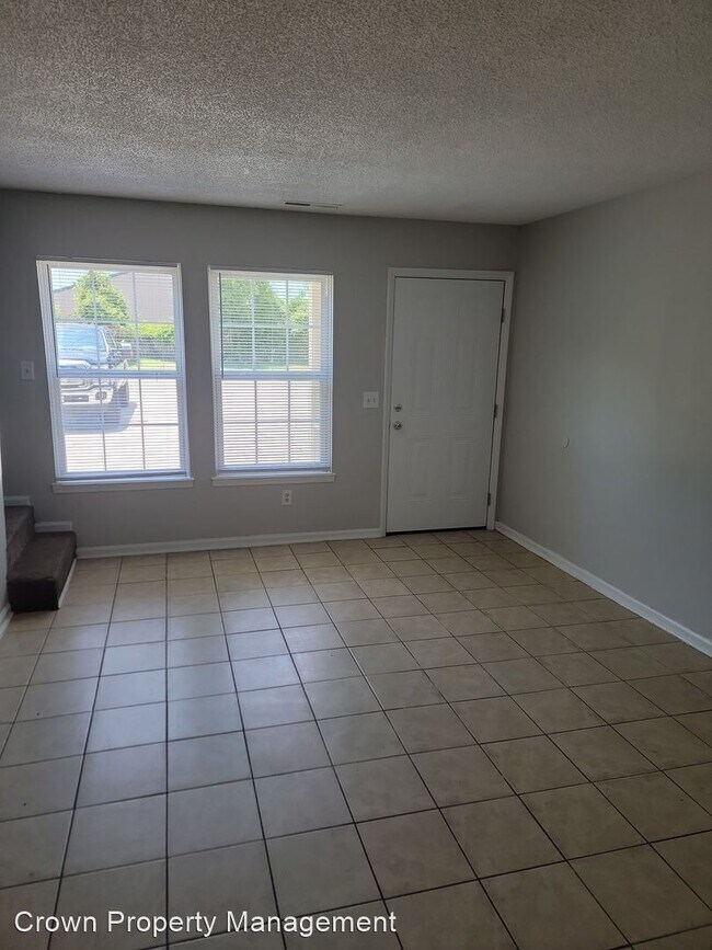 Building Photo - 2 br, 1.5 bath House - 1633 B North Street