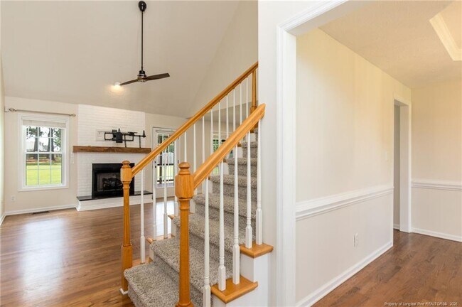 Building Photo - 114 Terrier Way