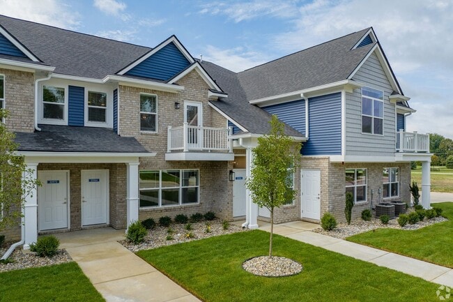 Primary Photo - Chesterfield Lease - Save $200 per Month! 2 Bedroom, 2 Bath, Att 2-Car Garage. New Construction!