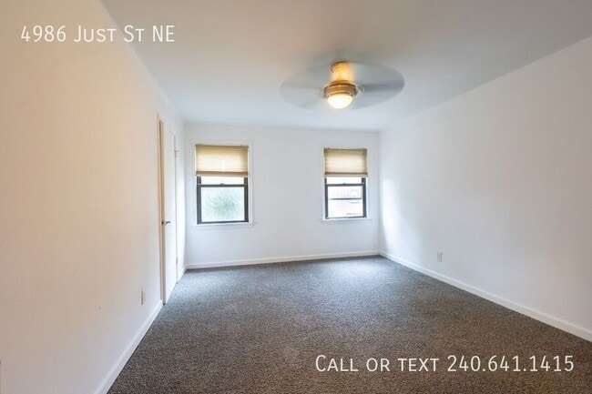 Building Photo - 4986 Just St NE