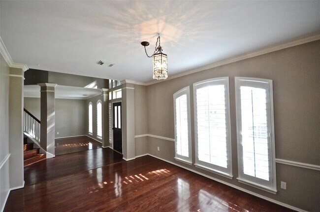 Building Photo - 5802 Sage River Ct