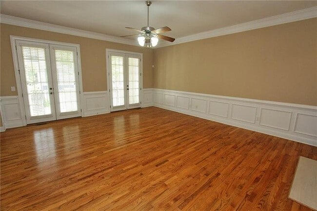 Building Photo - 3029 Woodwalk Dr SE