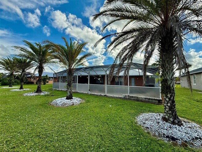 Building Photo - 65 Pepe Ct