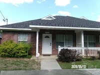 Building Photo - 7322 Mangum Dr