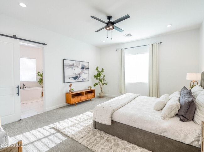 Building Photo - 28143 N QUINTANA Pl