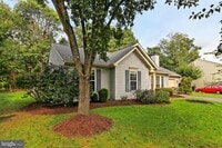 Building Photo - 20585 Triple Crown Ct