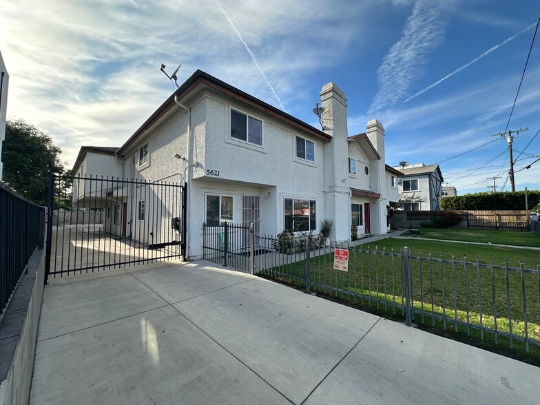 Building Photo - 5621 Klump Ave