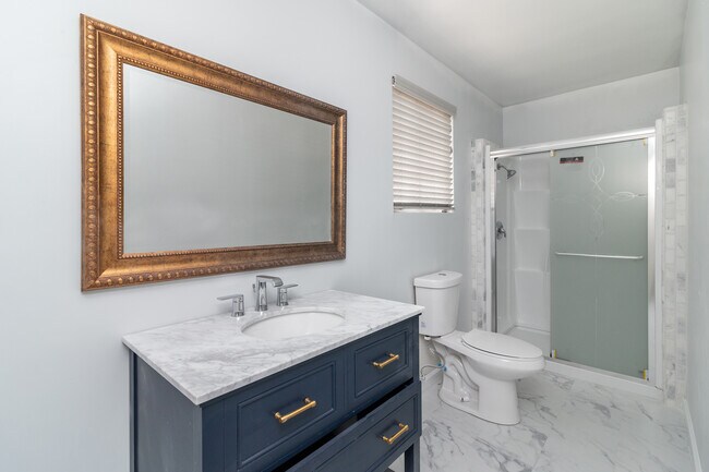 Building Photo - 17944 Collins St