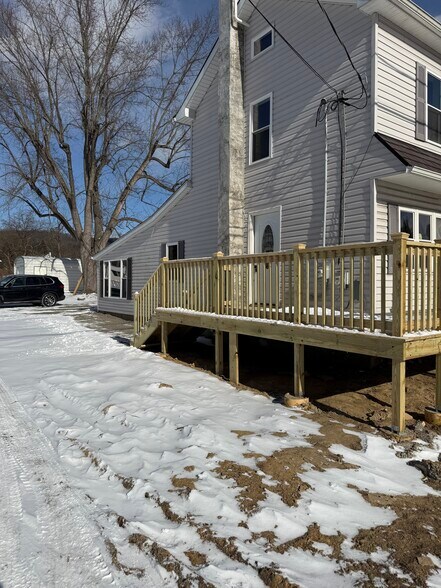 Building Photo - 1235 Bloom Rd