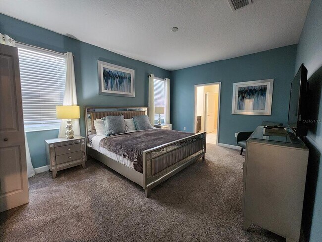 Building Photo - 1525 Flange Dr