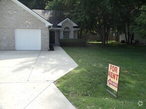 Building Photo - 10755 Ruckle St