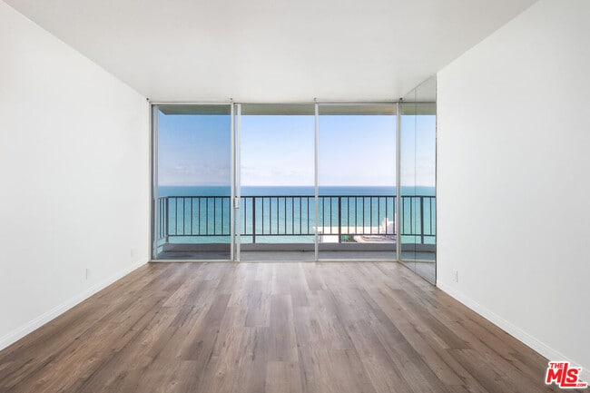 Building Photo - 17350 Sunset Blvd