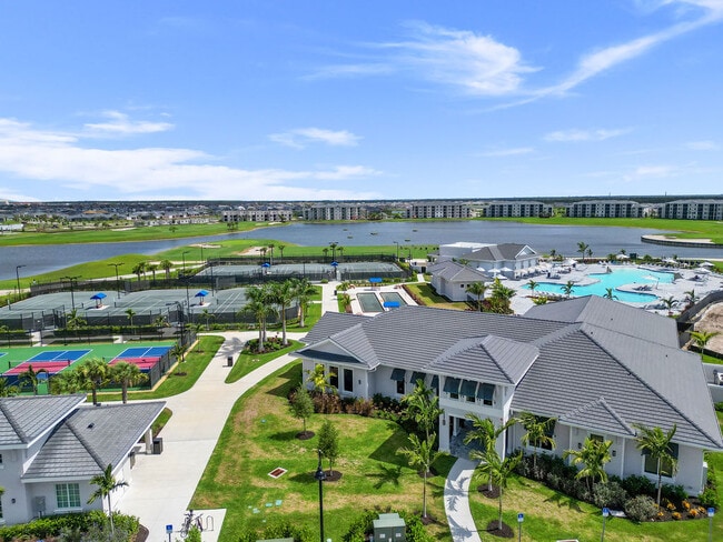 Building Photo - 5651 Double Eagle Cir