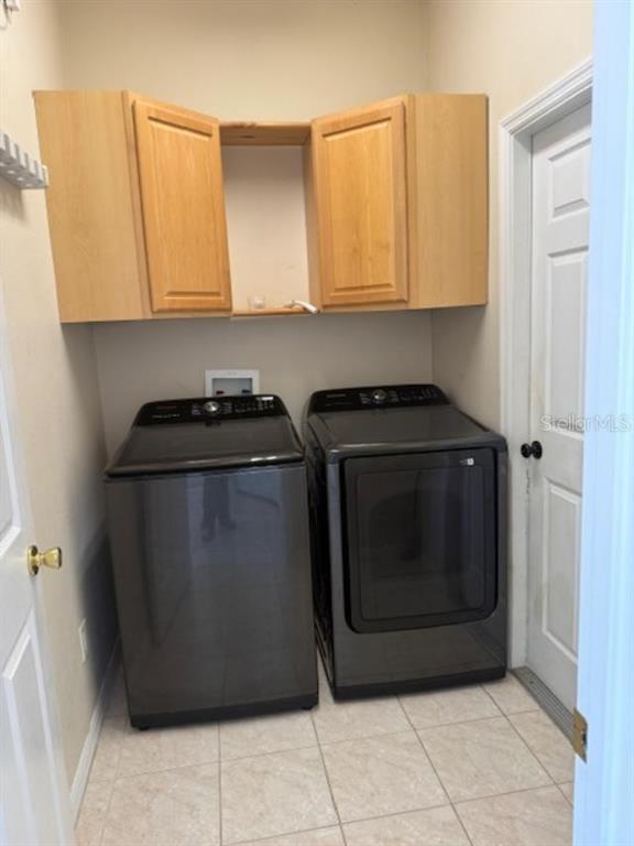 Building Photo - 170 Cedar Springs Cir