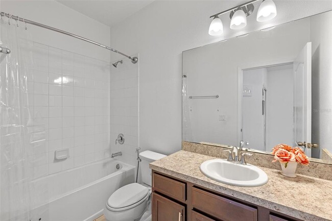 Building Photo - 985 Fallcreek Point