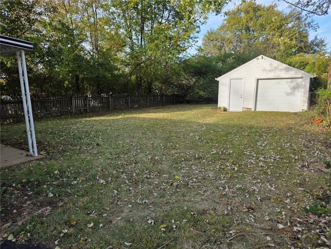 Building Photo - 301 Washington St