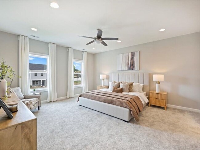 Building Photo - Modern Comfort Meets Timeless Style – Your...
