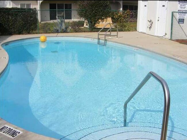 Building Photo - 7251 Grimms Landing