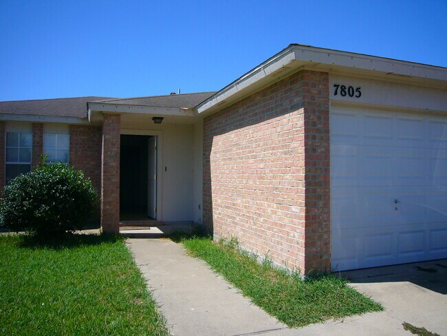 Building Photo - 7805 Grizzley Dr