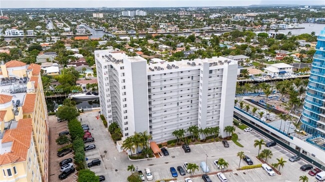 Building Photo - 1391 S Ocean Blvd