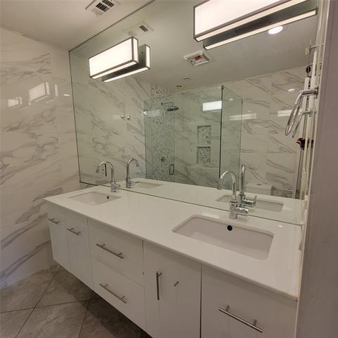 Building Photo - 2901 Country Pl Cir