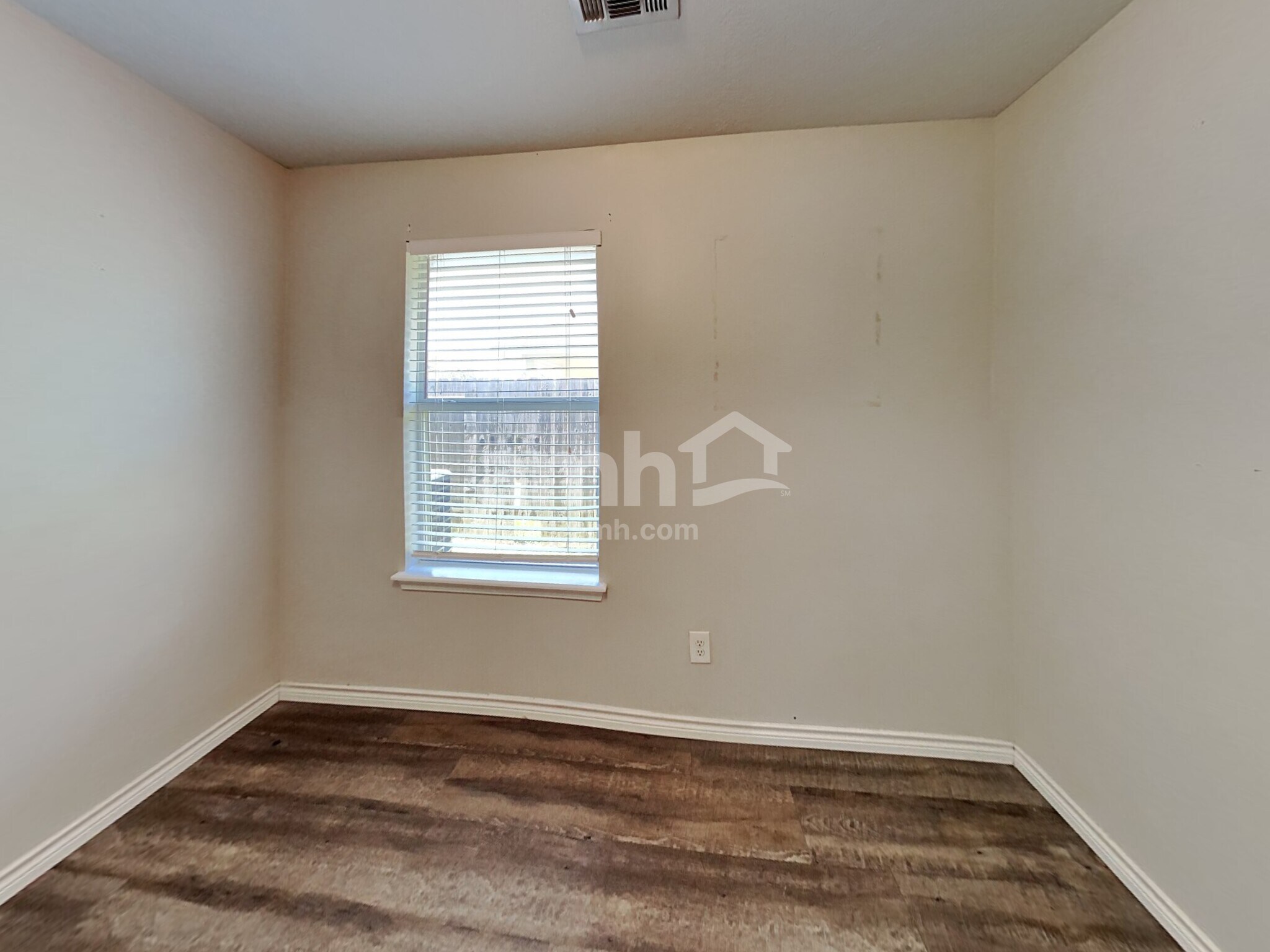 Building Photo - 13310 Ambrosa Dr
