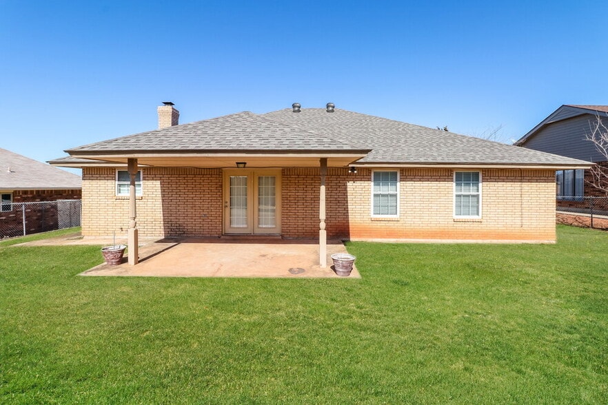 Building Photo - 5421 Sudbury Ln