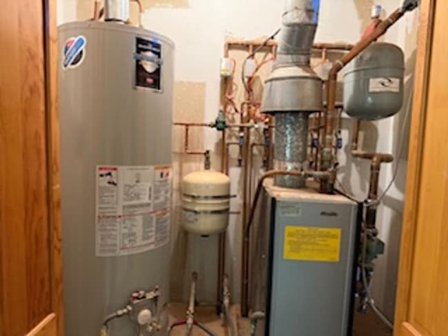 Building Photo - 5 Oriente Ct