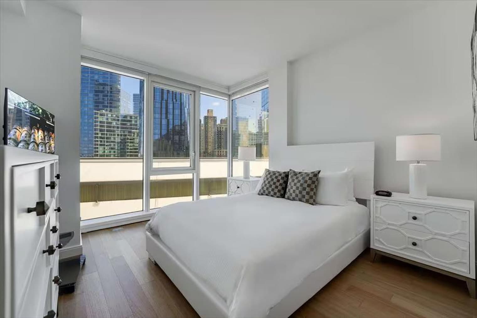 Building Photo - 625W W 57th St