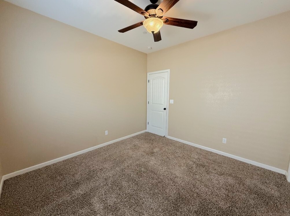 Building Photo - 4032 Wood Creek Ct