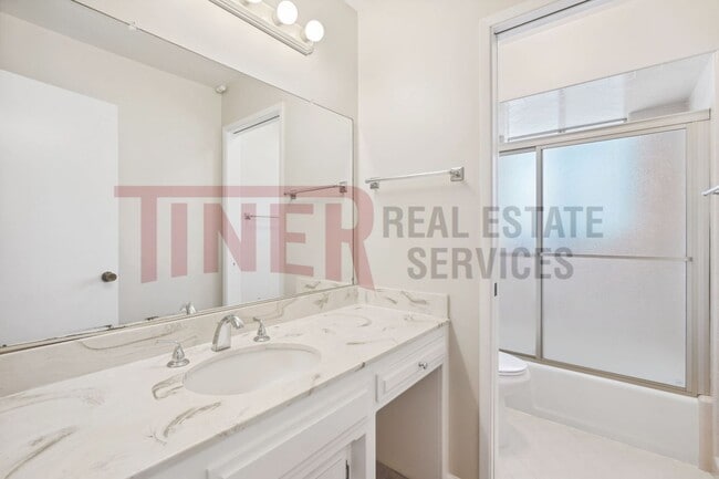 Building Photo - 4891 Kipling Dr