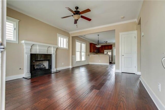 Building Photo - Awesome 2BE/2BA in the Carothers Farms!!