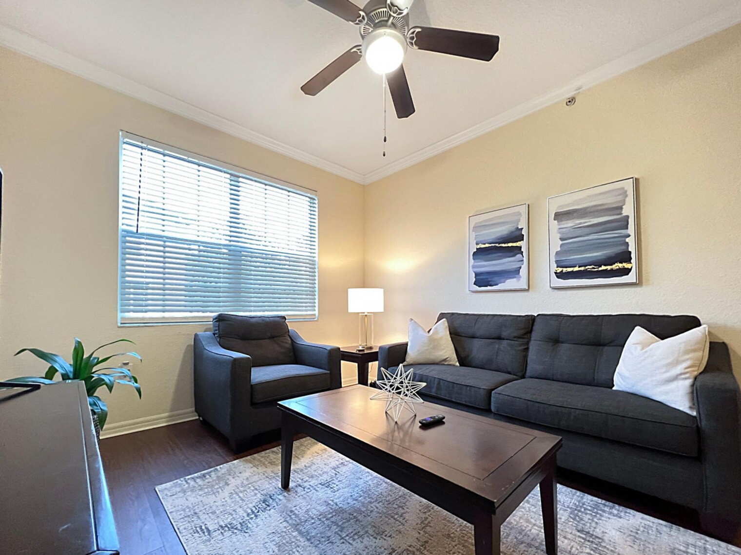 Building Photo - 9533 Magnolia Blossom Dr