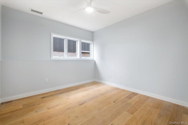 Building Photo - 46 Hudson St
