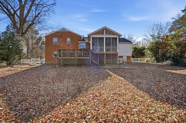 Building Photo - 9002 Michaux Ln