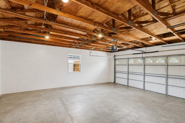 Building Photo - Remodeled SODO Home Available Now