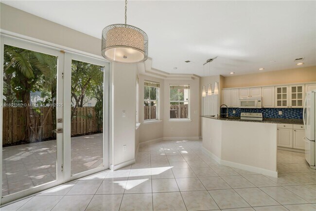 Building Photo - 4882 NW 108th Psge