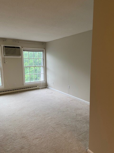 Building Photo - 34 Padanaram Rd