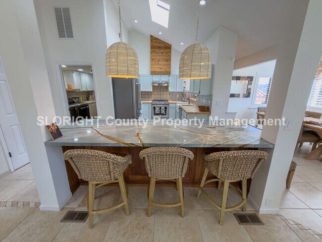 Building Photo - AVAILABLE APRIL - Beautifully Updated Furnished Home in Avila Beach - 3 Bed / 2.5 Bath