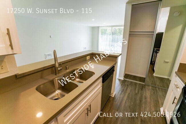 Building Photo - 17250 Sunset - Gorgeous, fully renovated b...