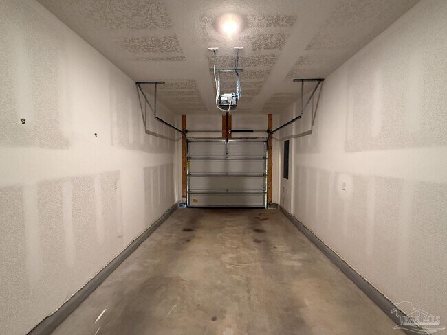 Building Photo - 8778 Meadow Flower Ln