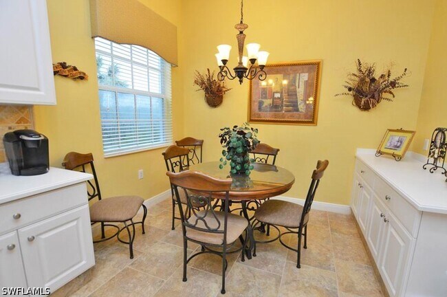 Building Photo - 9267 Museo Cir