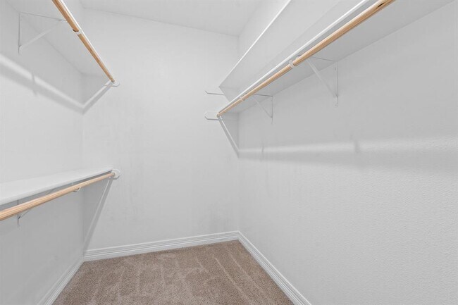 Building Photo - 103 W Tomlinson St