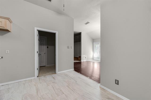 Building Photo - 856 Santa Fe Dr