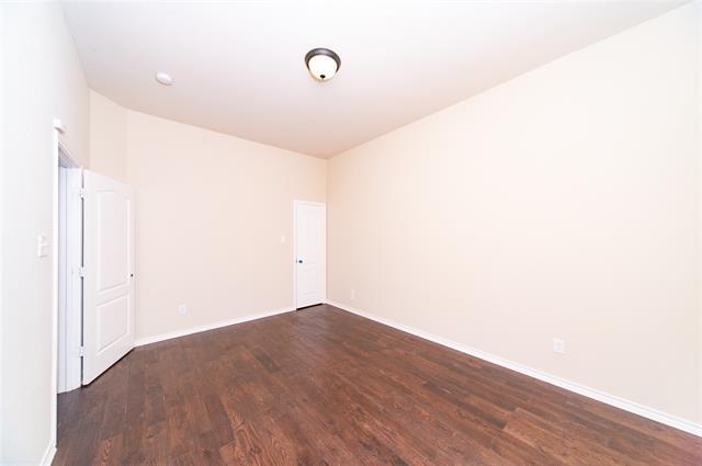 Building Photo - 403 Bellflower Ct